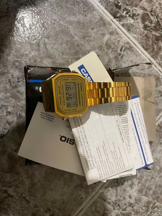 Часовник Casio Vintage A168WG-9EF