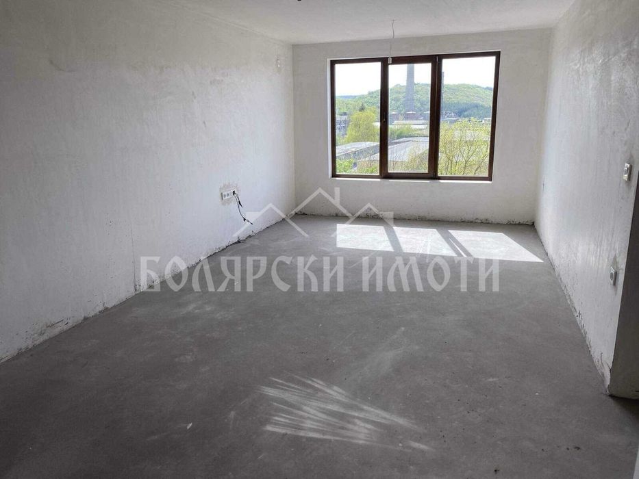 Продава се Тристаен апартамент в Велико Търново, Бузлуджа - 148 кв.м за 1157 €/кв.м - Снимка #5