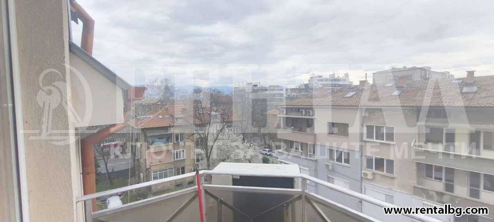 Продава се Двустаен апартамент в Пловдив, Център - 78 кв.м за 1079 €/кв.м - Снимка #12