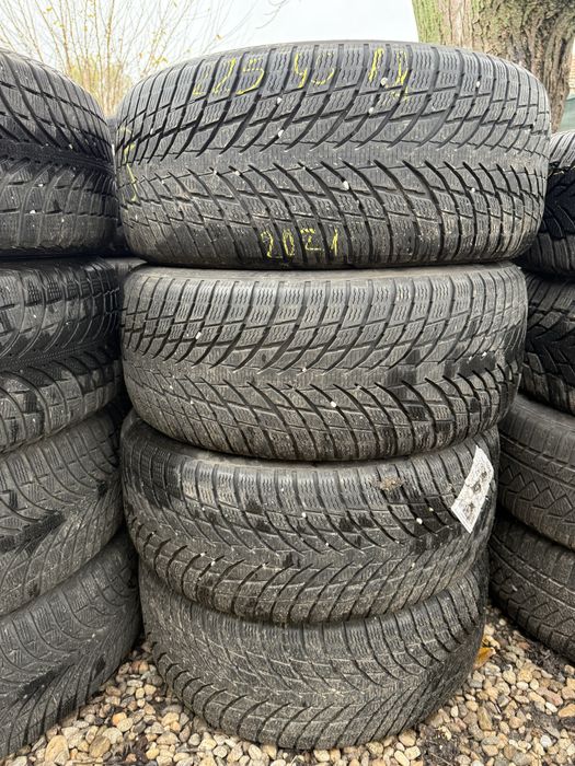 225/45/18”Set 4 buc.NOKIAN.dot 2021.M+S.iarnă.IMPECABILE