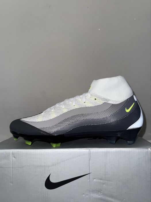 Nike Air Zoom Mercurial Superfly 10 X AIR MAX 95 ELITE FG