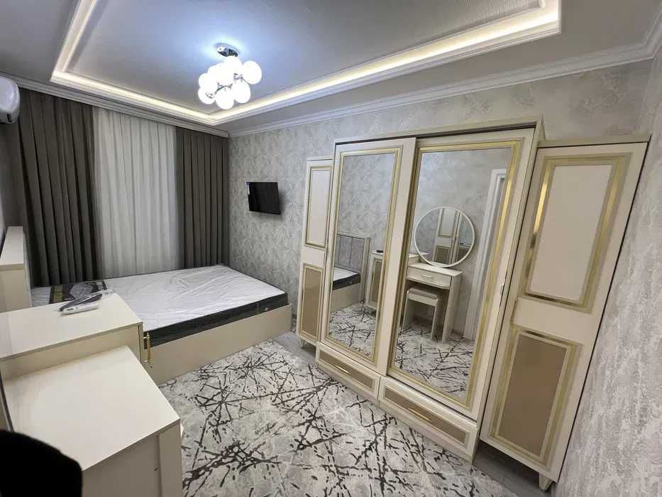 R7 Сдается ШИКАРНАЯ квартира 2/5/9 на МЕТРО ОЙБЕК ор-р ГОСПИТАЛЬНЫЙ