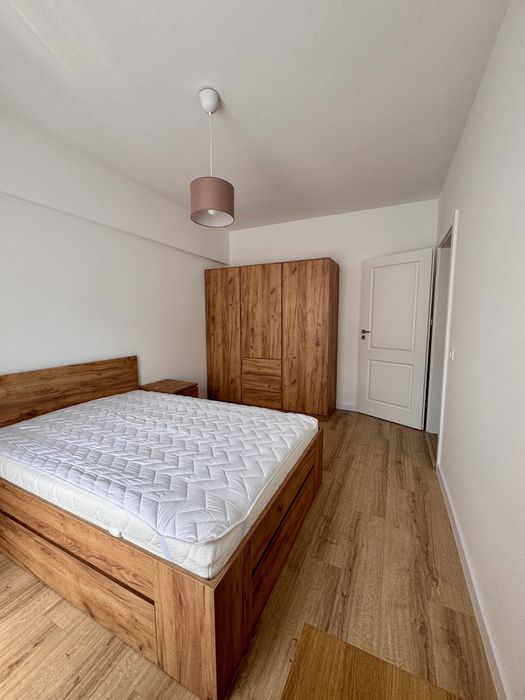 Închiriez apartament 2 camere zona Pacurari