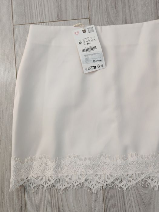 Fusta Zara  din satin