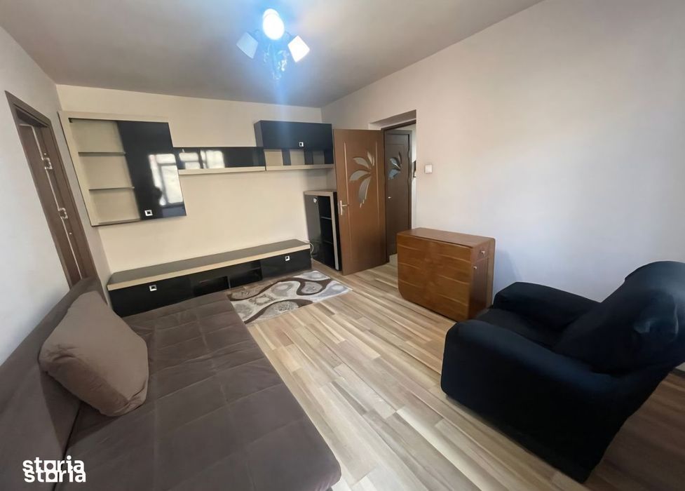 Apartament 2 camere în Calea București, mobilat și utilat, etajul 1/4