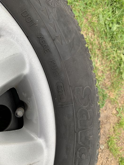 Гуми с Джати