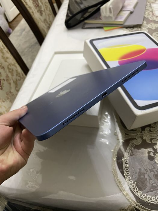 iPad 10 WiFi ligi 64gb srochna