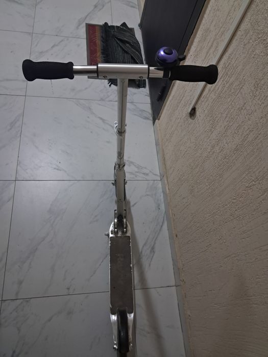 Самокат razor, в хорошем состоянии