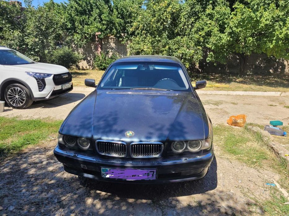 Продам BMW 728i 2000г