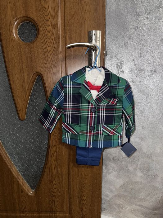Costum elegant băiețel 3-6 luni – nou, cu etichetă