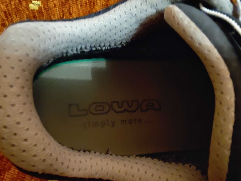 Lowa -Gore Tex-дамски обувки №42