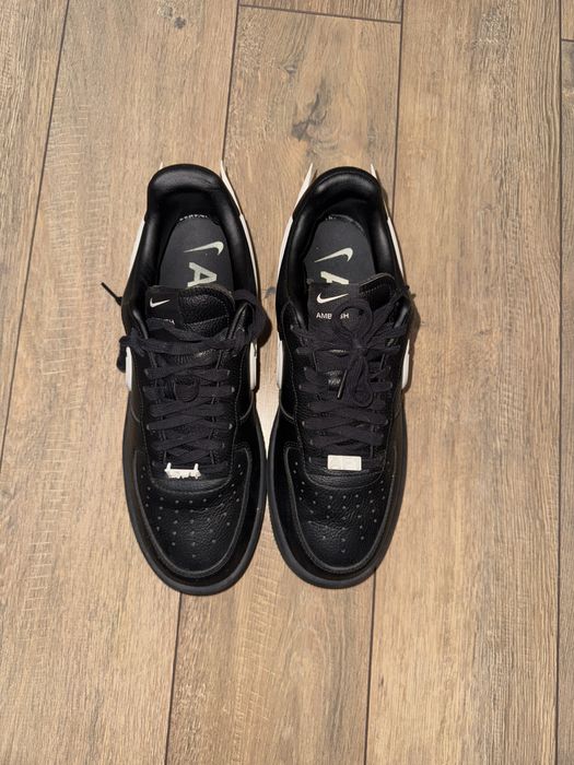 Nike Air Force ambush black