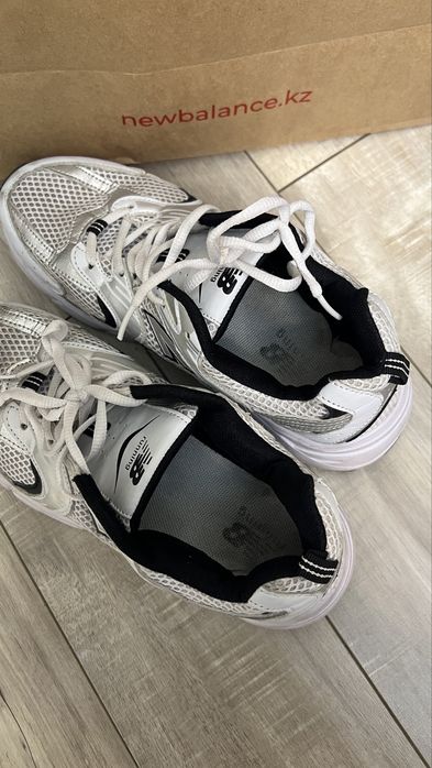 кроссовки New Balance