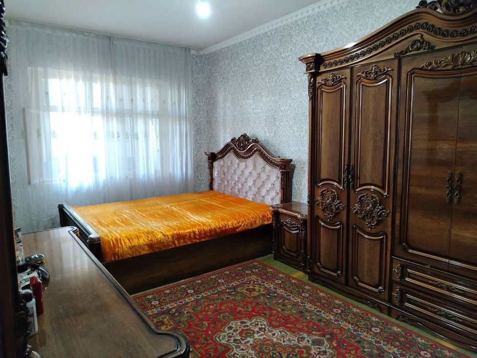 Продается квартира в Янгиюле (Гульбахор)