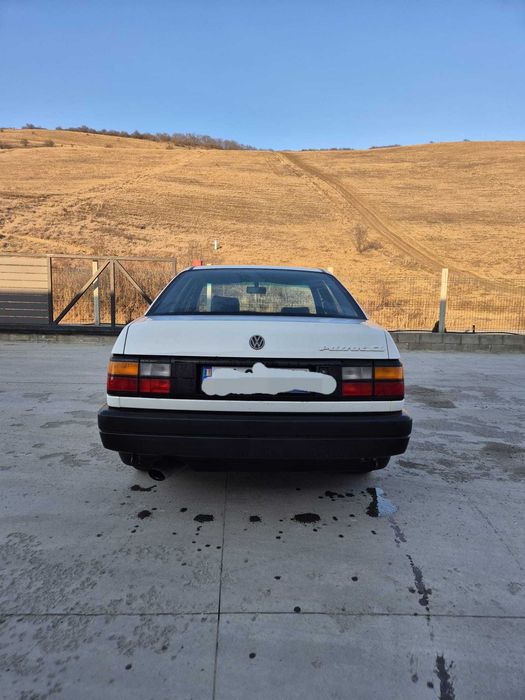 VOLKSWAGEN Passat 1990 — imagine 3