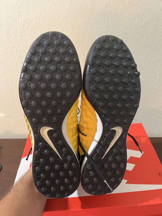 Nike MagistaX Onda II Dynamic Fit (TF/IC)
