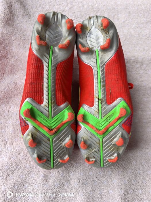 Страхотни детски бутонки nike номер 35 стелка 23см