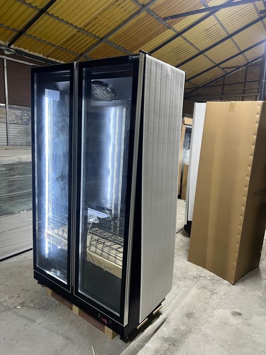 Vitrina frigorifica NOUA cu 2 usi