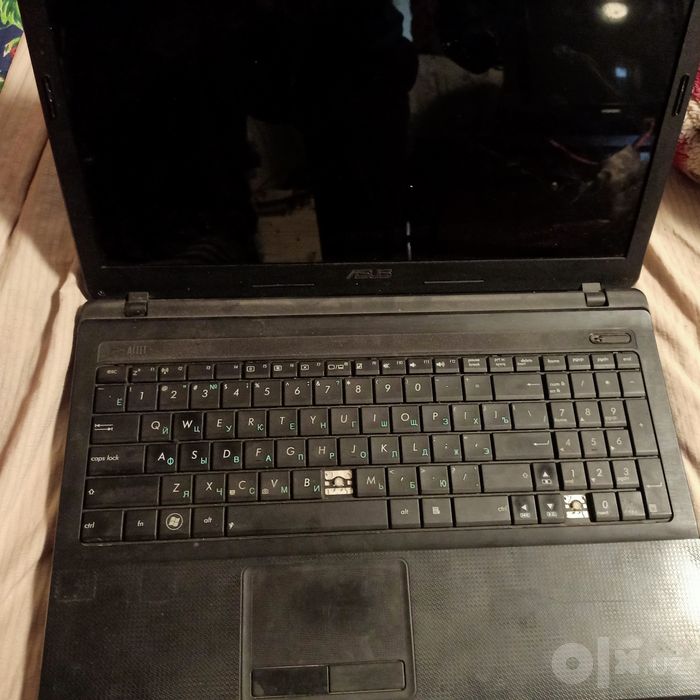 nout book ASUS 4/250