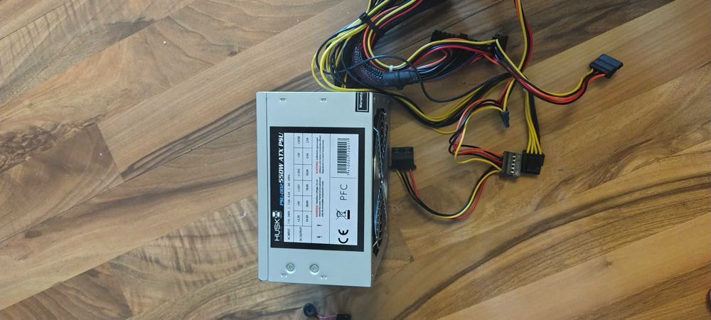 Putere sursa HEDEN 550W