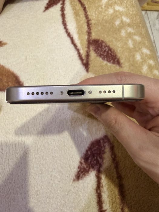 Продам iphone 16 Pro Max 256gb  e-sim