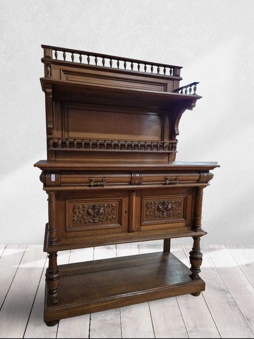 Ренесансов шкаф бюфет, налични два идентични броя