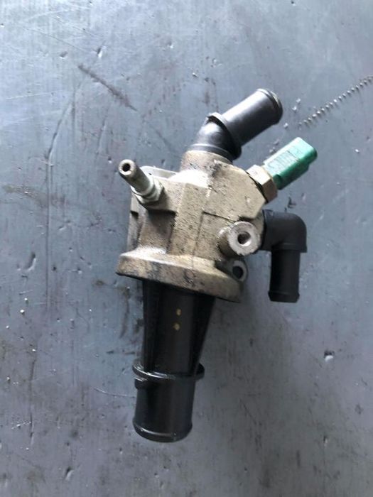 Termostat lichid racire 1.3 multijet fiat doblo punto 188 idea