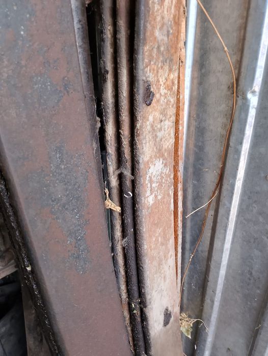 Рессоры трёх листовые