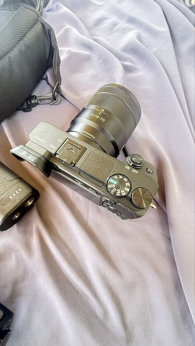 Профессиональные фотоаппарат Sony A6400