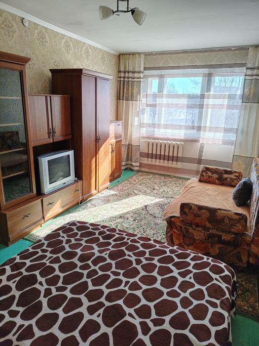 По часам а:4/25 Аристон