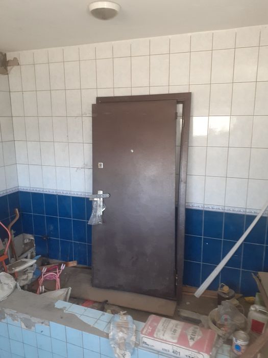 Входная дверь новая