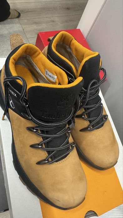 Продам ботинки timberland 42 р-р