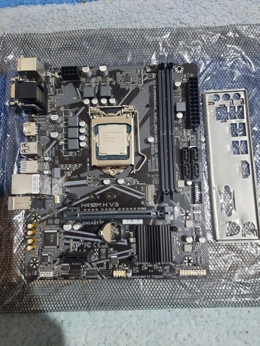 Продам материнскую плату H410с процессором