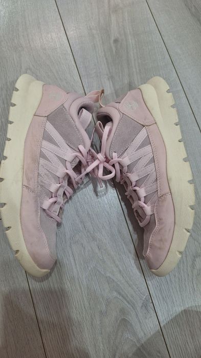 Розови Timberland