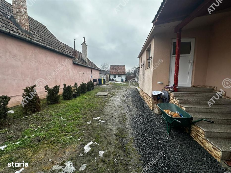 Casa individuala si teren de 863 mp in Cristian zona Primarie