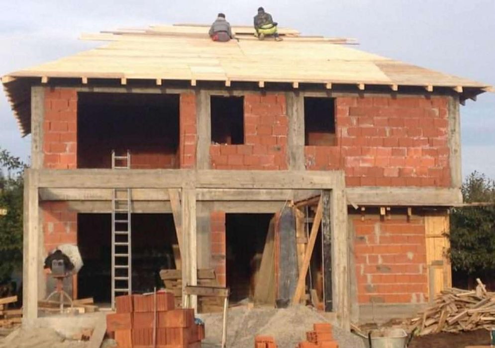 Executam acoperisuri dela A.Z construcți de Acoperisuri și termo izola