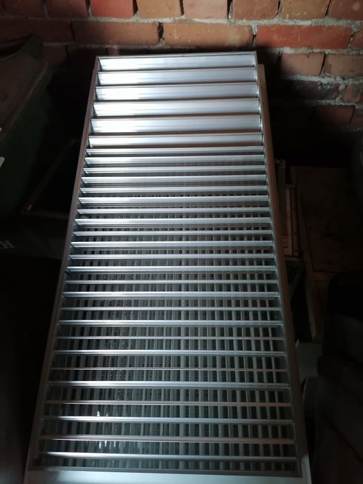 Продавам вентилационни решетки