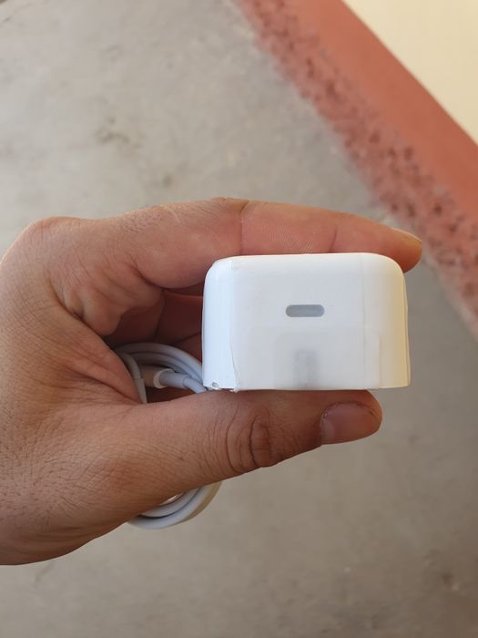 Iphone zaryadka orginal