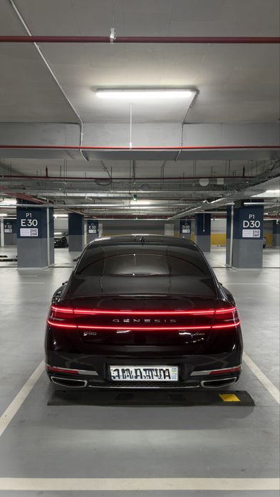 Genesis G90 2025