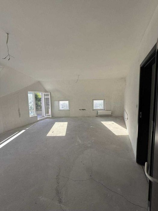 Тристаен апартамент в Мараша – най-зеления и тих квартал в града