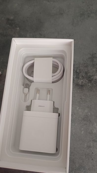 Продам Oppo a6 pro