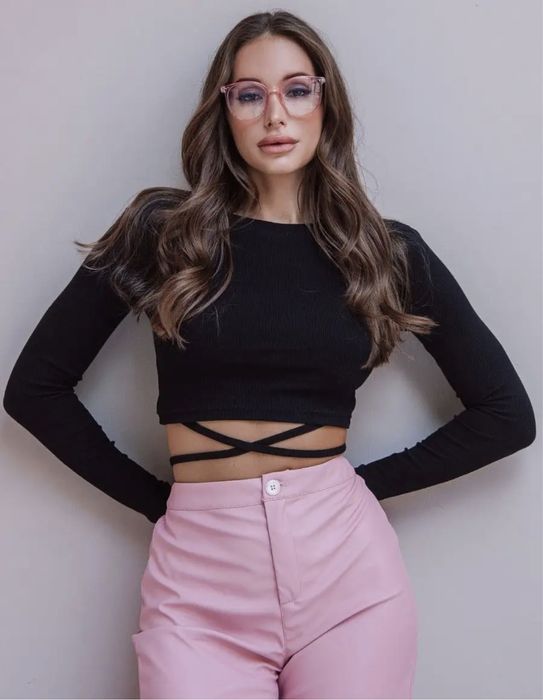 Продам кофточку новую