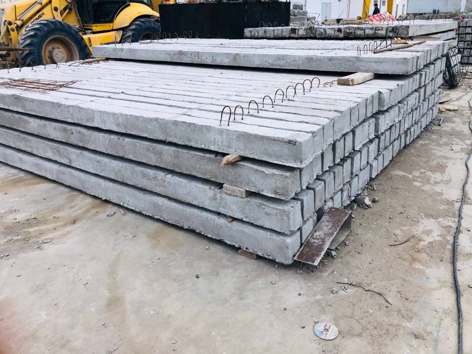 Beton stoykalar sotiladi.