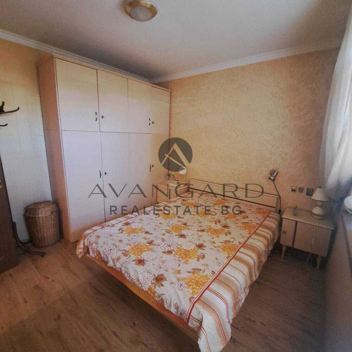 Продава се Тристаен апартамент в Пловдив, Кючук Париж - 87 кв.м за 1943 €/кв.м - Снимка #4
