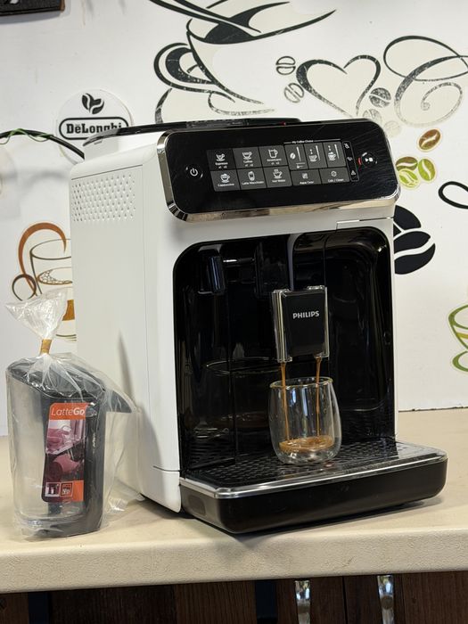Кафемашина кафе автомат Philips EP3243 Latte go с гаранция