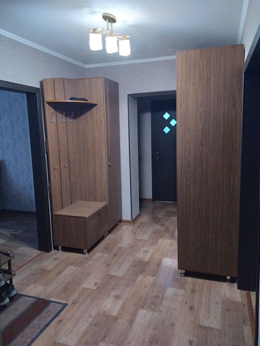 Продаю 4-комн квартиру