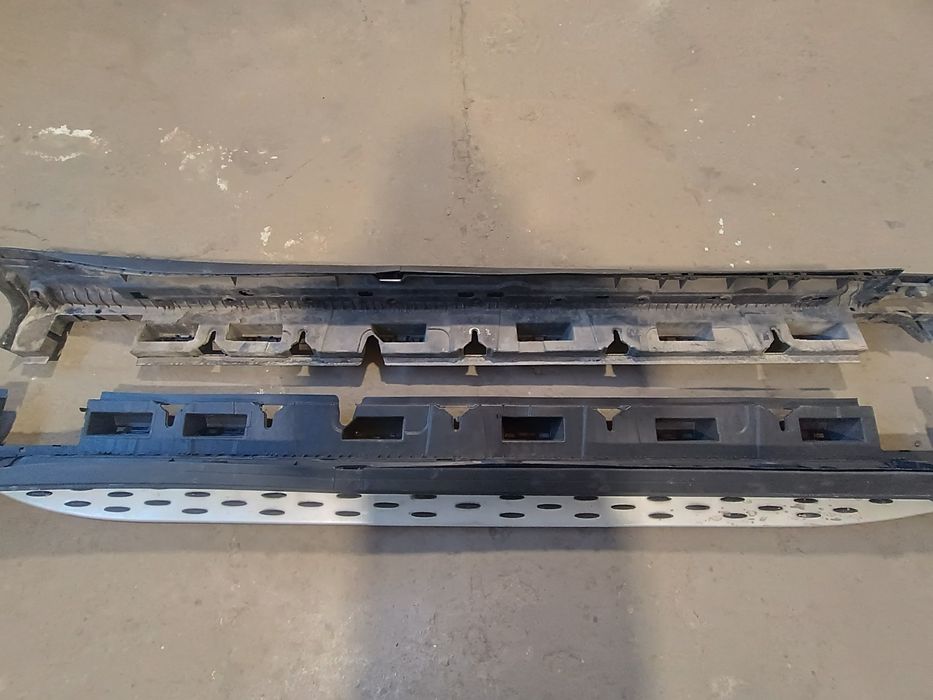 Прагове за Mercedes Benz GL X166