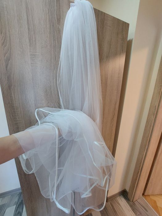 Булченски воал чисто нов