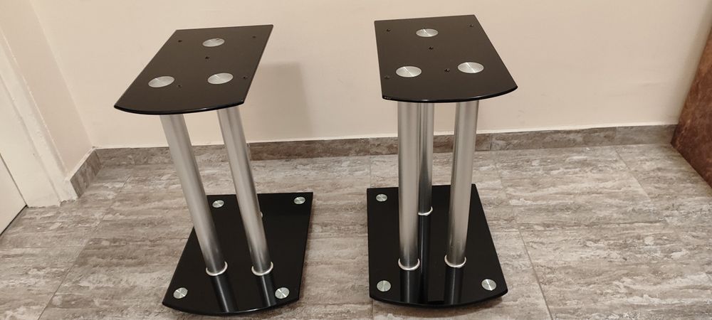 Стойки за тонколони