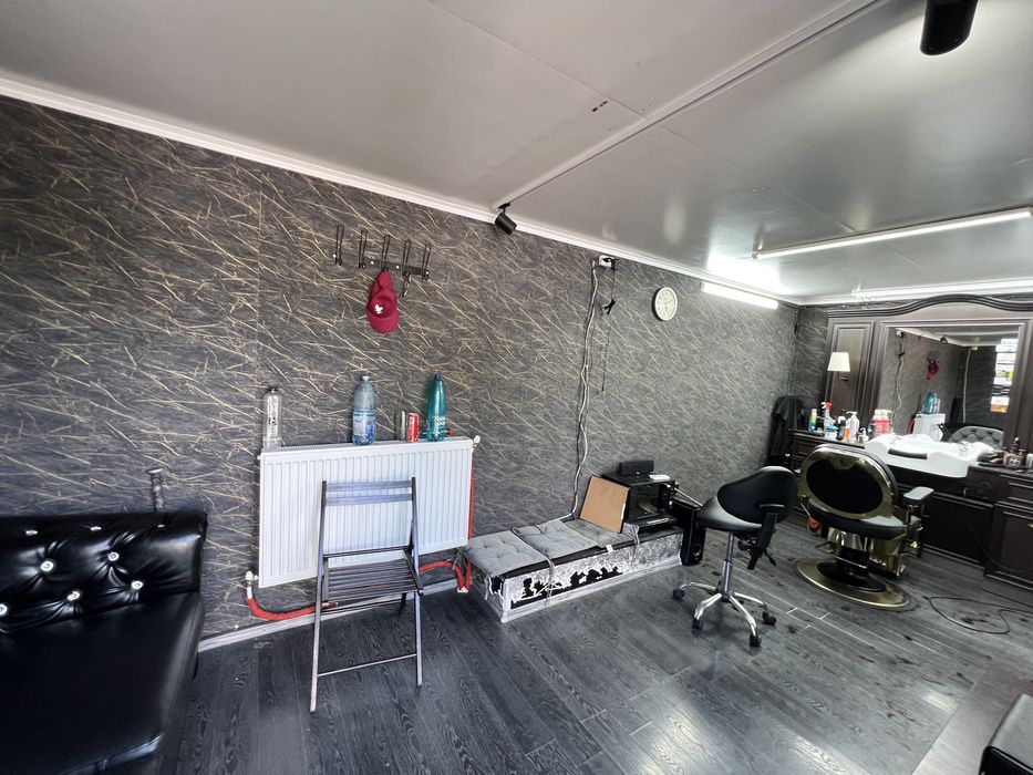 De vânzare – Rulotă mobilă / Bucătărie mobilă 6m, înmatriculată